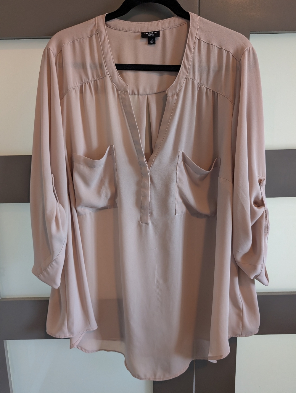 torrid Dusty Pink Split-Neck Utility Top Size 3